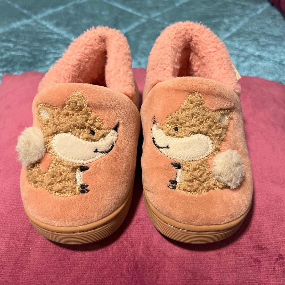 MARIO pink  baby girl slippers /size 16-17